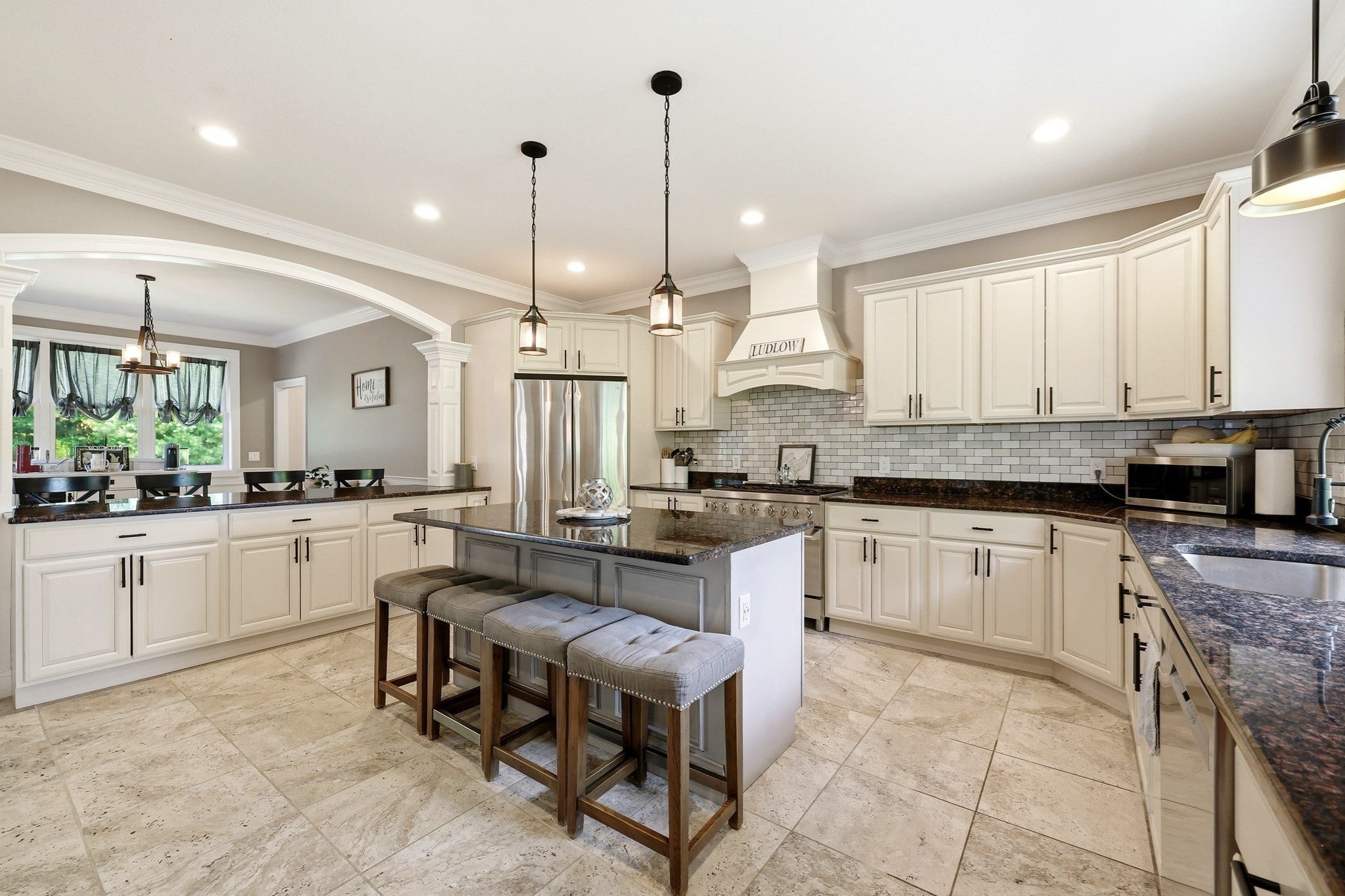 155 Parker Ln, Ludlow, MA Photo #10