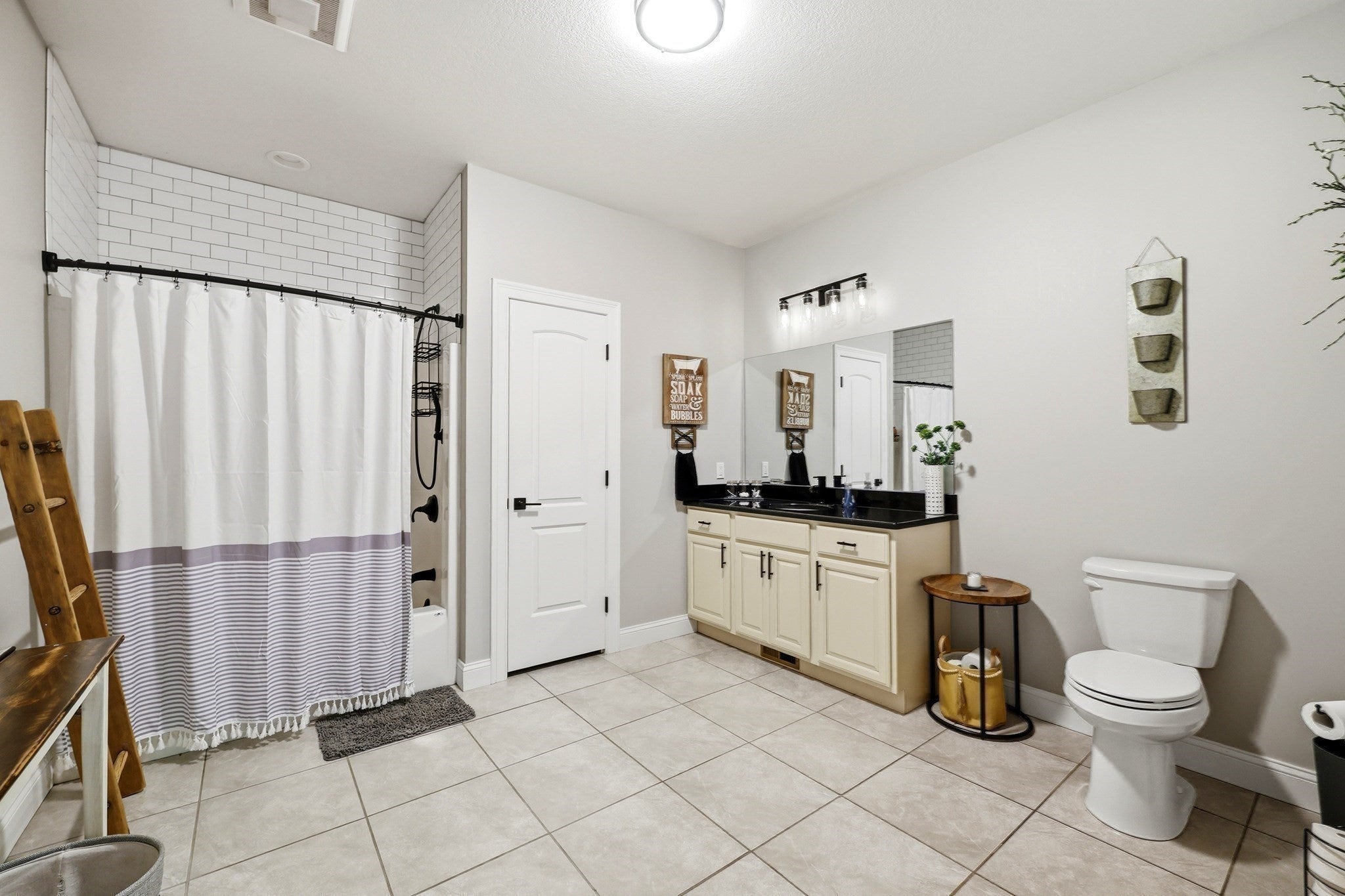 155 Parker Ln, Ludlow, MA Photo #28