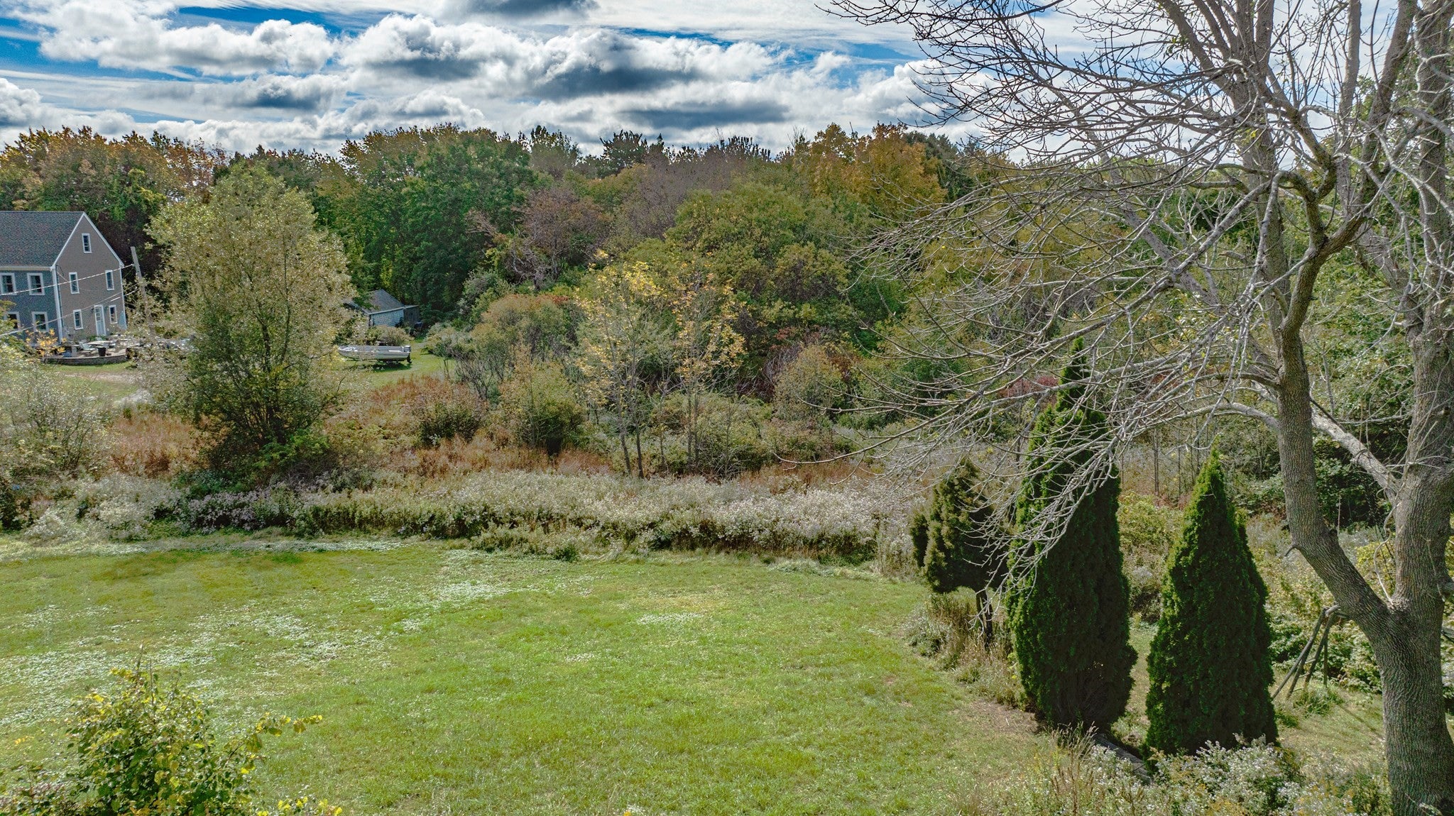 16 Low St