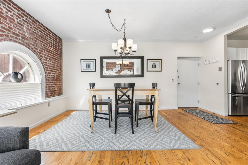 106 13th St 202