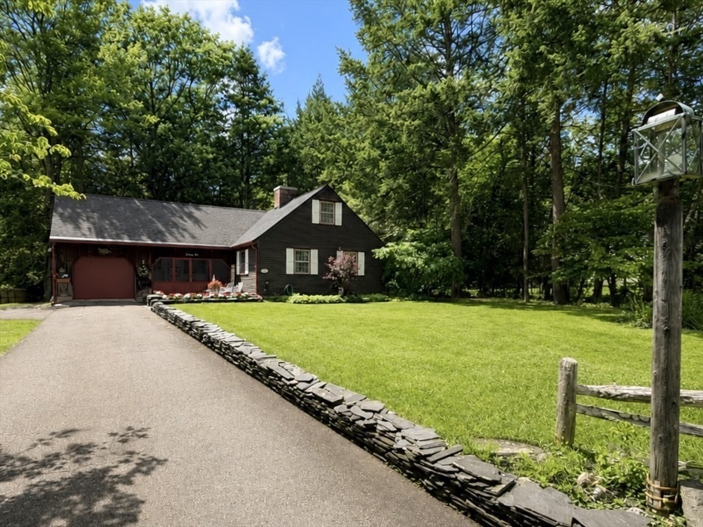 26 Oak Hill Road
