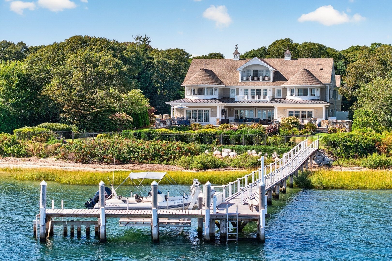 28 Aunt Ediths Rd, Yarmouth, MA Photo #2