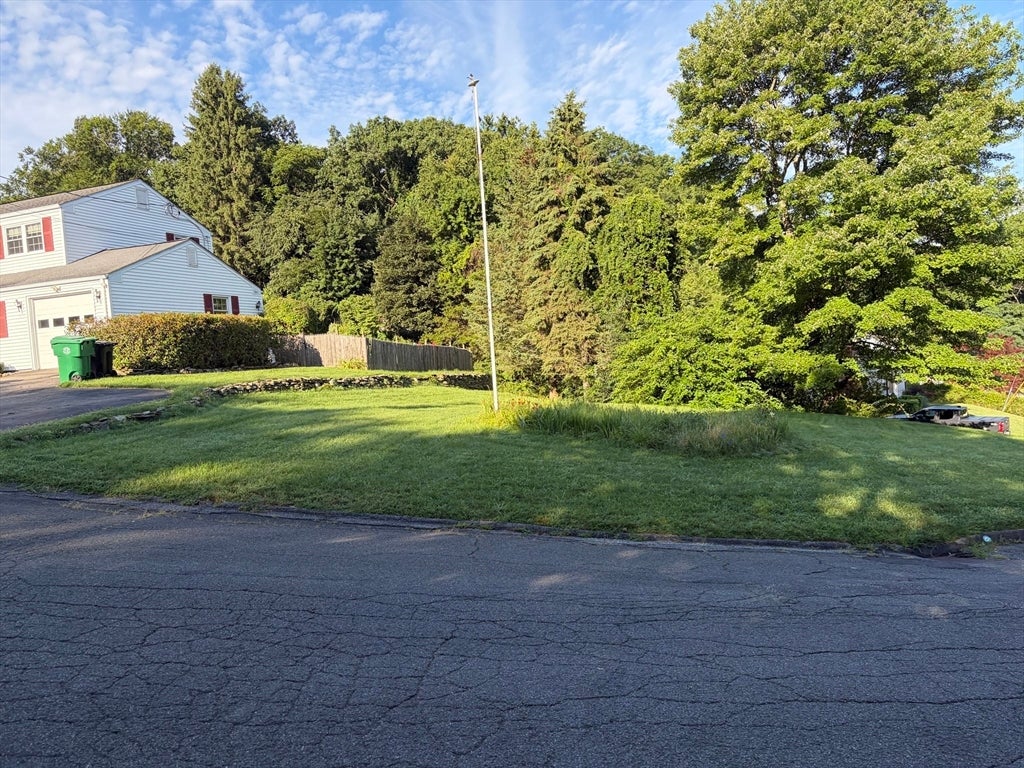 118 Longwood Drive