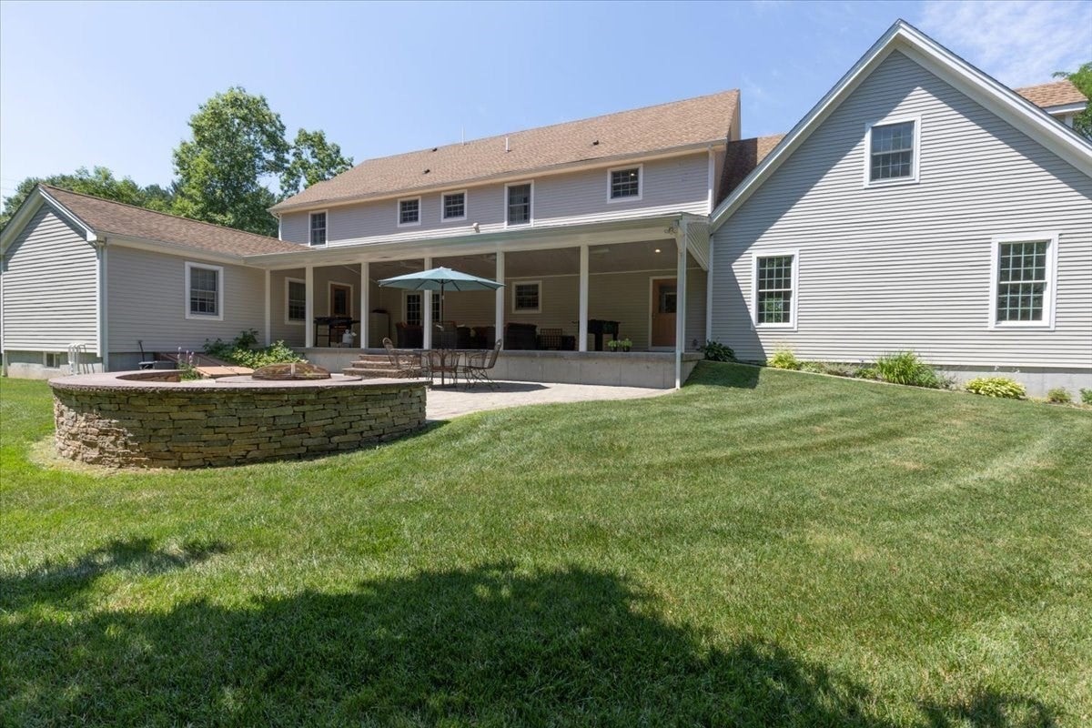 110 Rockmeadow Rd