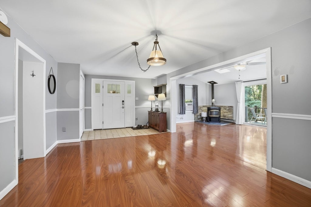 31-A Belcourt Rd, Worcester, MA Photo #14