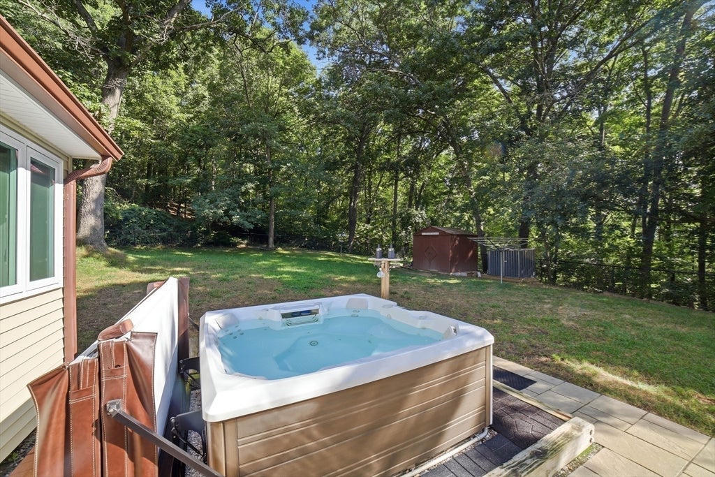 31-A Belcourt Rd, Worcester, MA Photo #4
