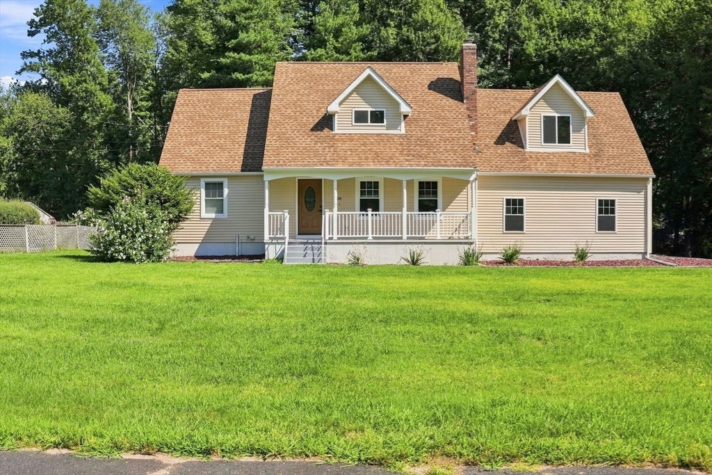38 Green Meadow Ln