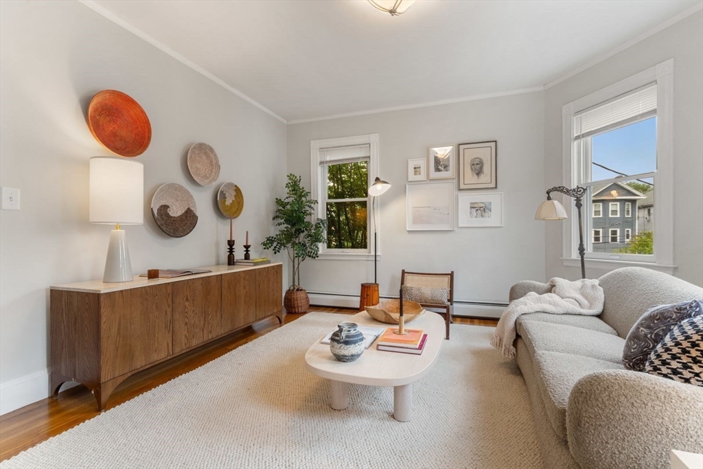 10 Plainfield St Unit 2