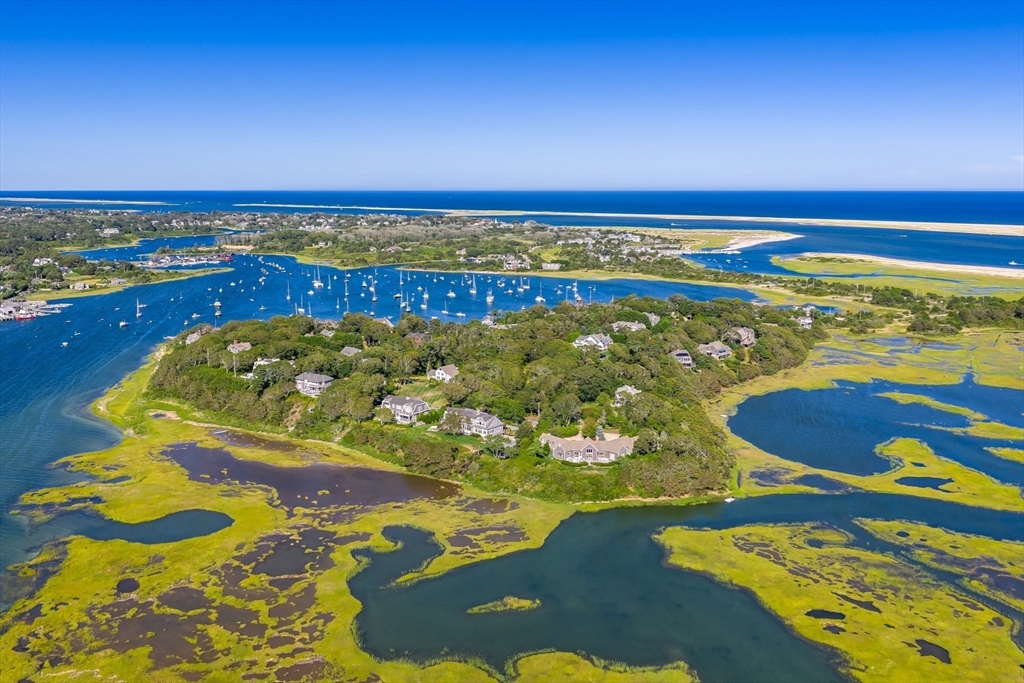 335 Stage Island