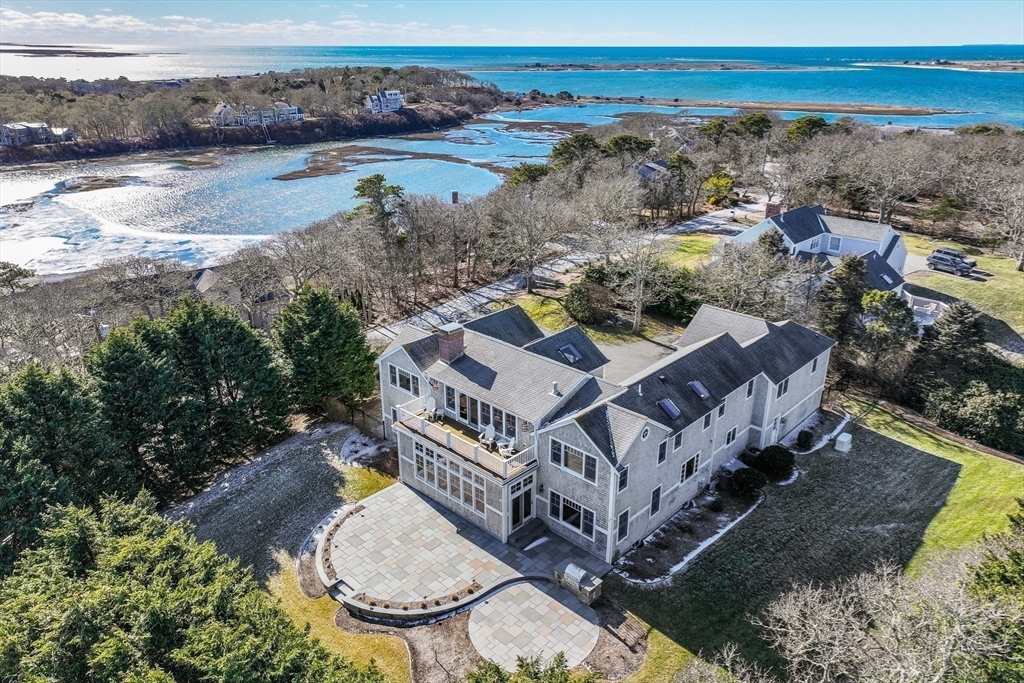 335 Stage Island