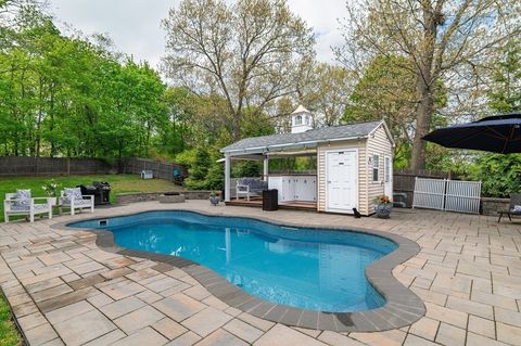 Photo of 51 Faxon Street, Braintree, MA 02184 (MLS # 73520063)