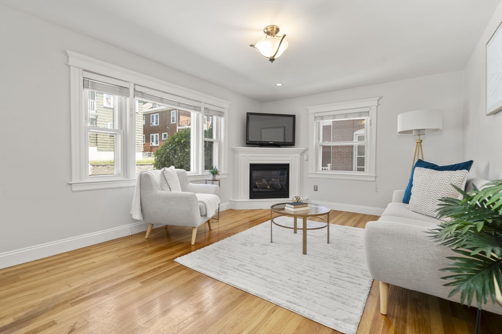 188 Gladstone St 1