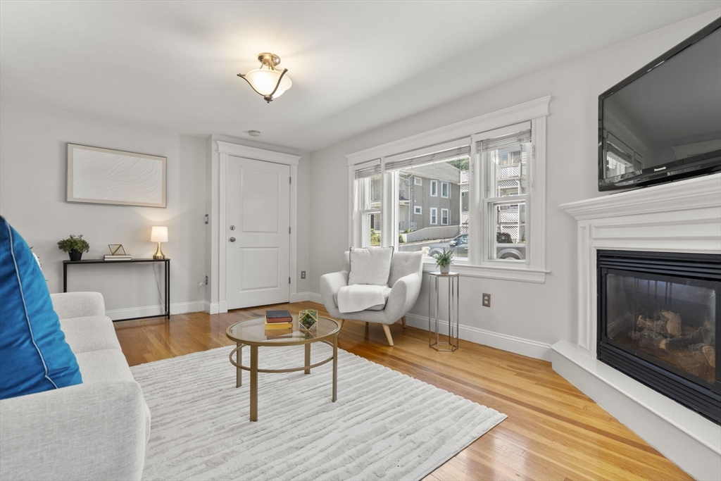 188 Gladstone St 1