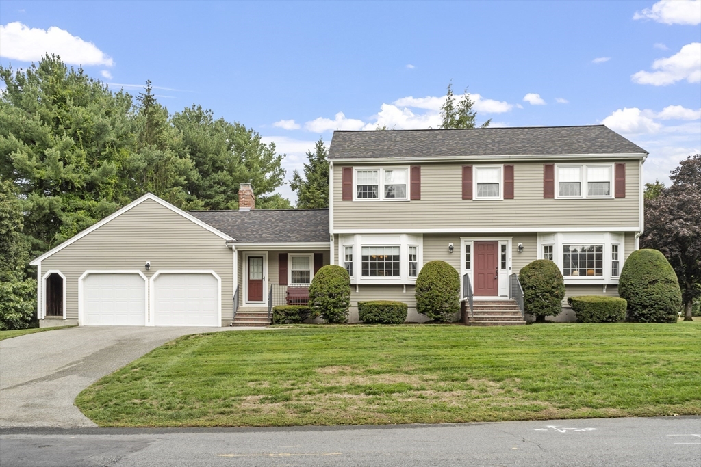 11 Eastman Rd