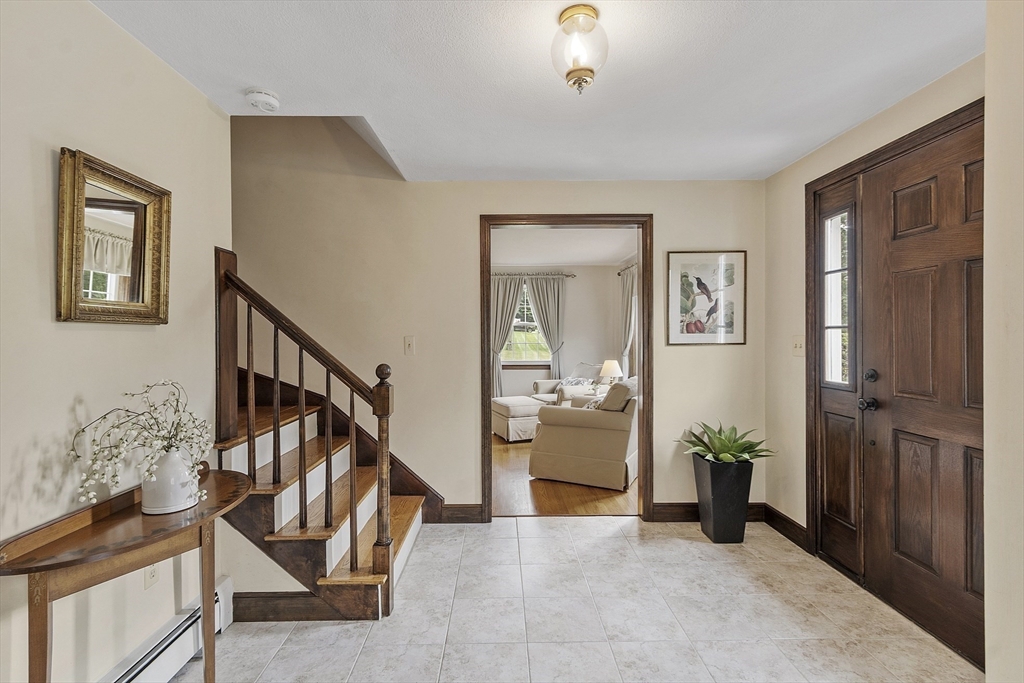11 Eastman Rd