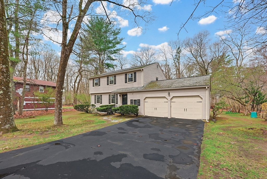 5 Montgomery Dr