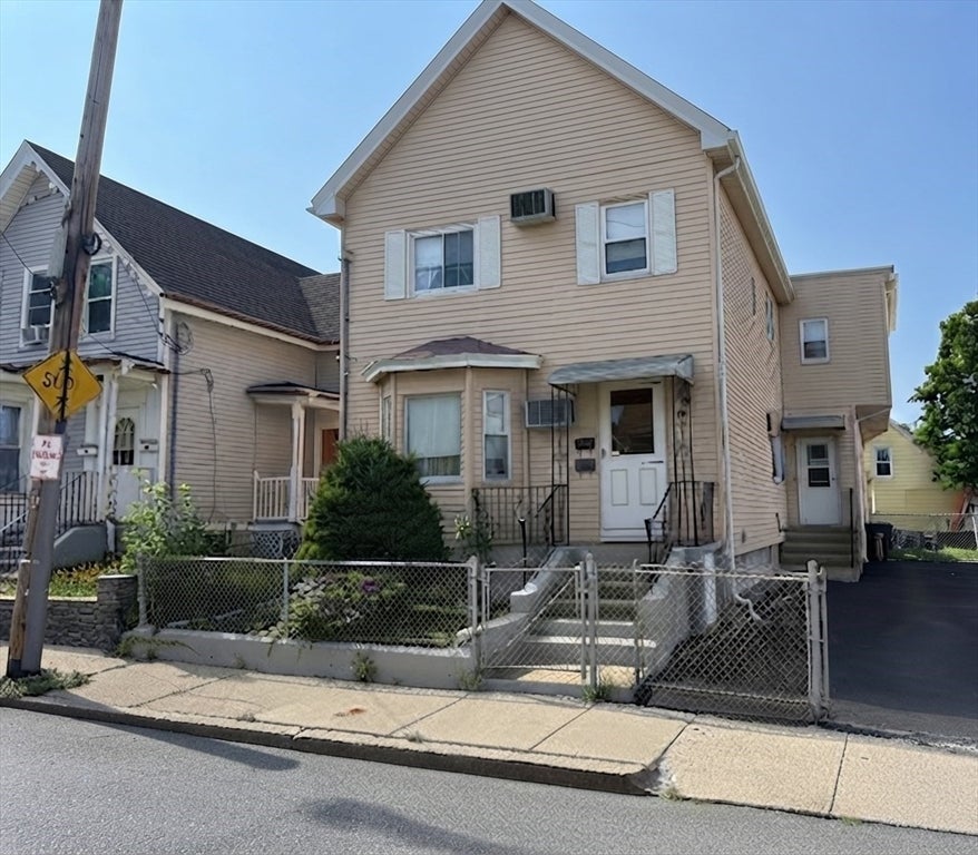 16 Carter St