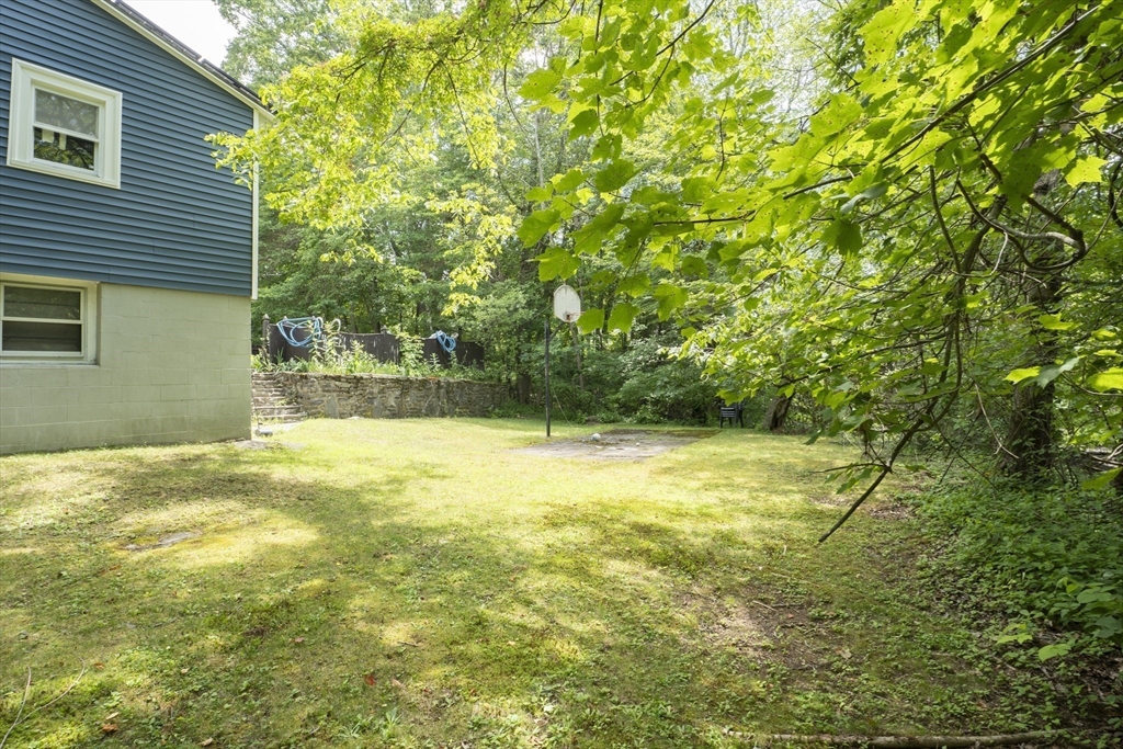 5 Amber St
