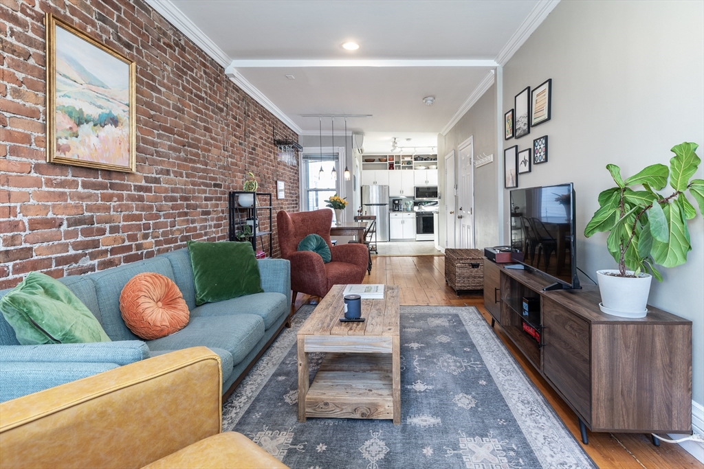 192 W 5th 2