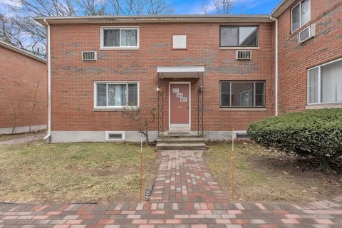 Photo of 65 Bishop Drive #65, Framingham, MA 01702 (MLS # 73469080)