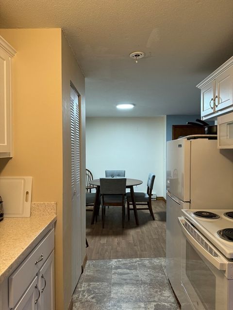 297 Ashland 19 Southbridge MA 01550