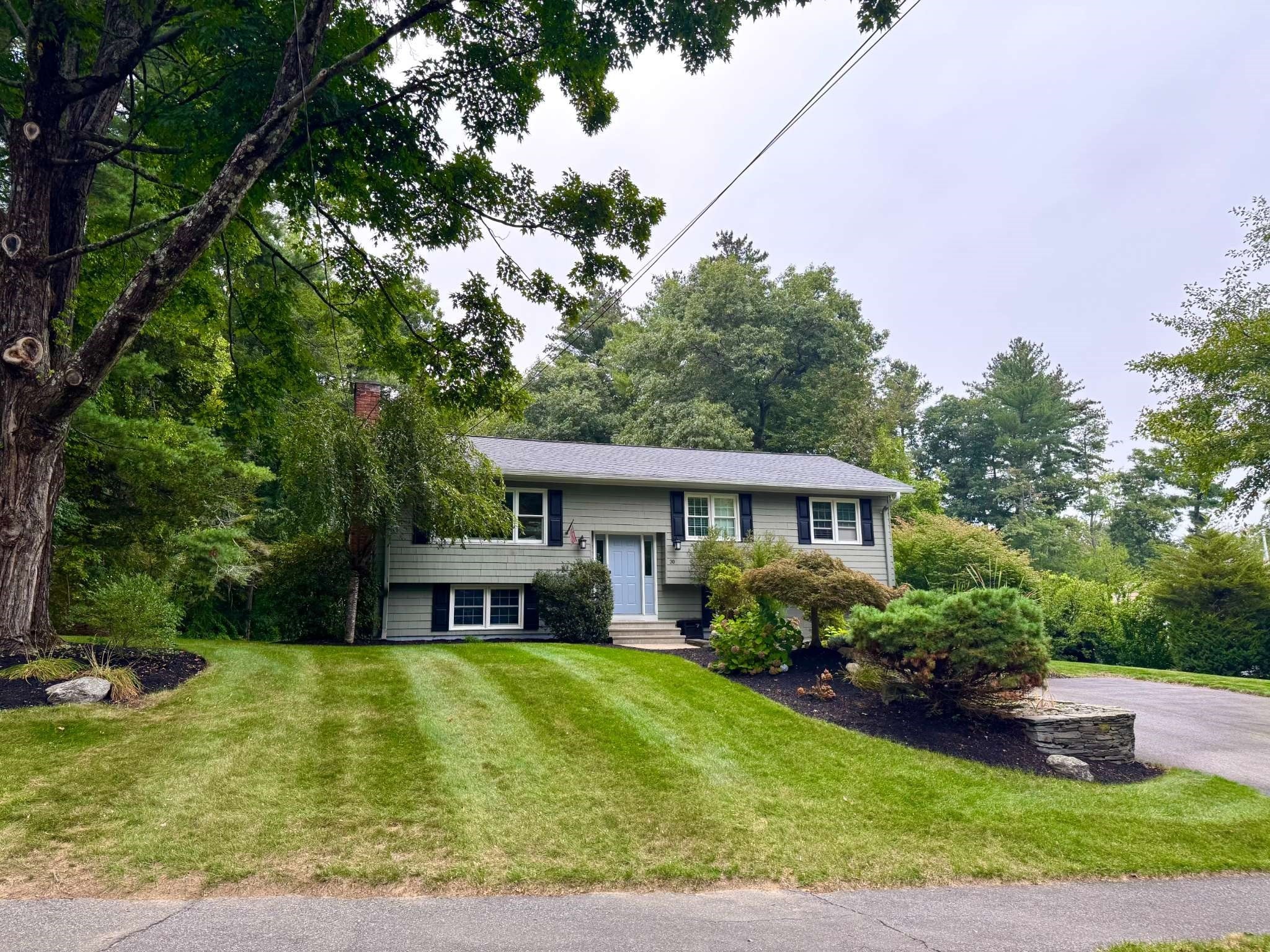 30 Mohawk Dr, Northborough, MA Photo #1