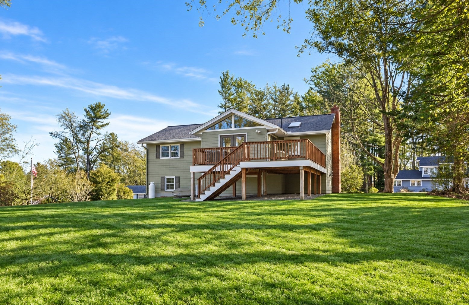 30 Mohawk Dr