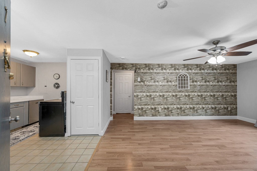 7 Glen Ave #7, Chelmsford, MA Photo #2