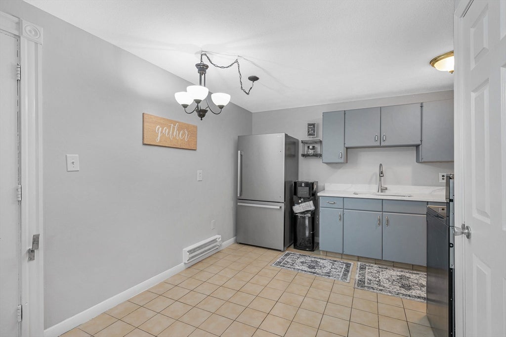 7 Glen Ave #7, Chelmsford, MA Photo #7