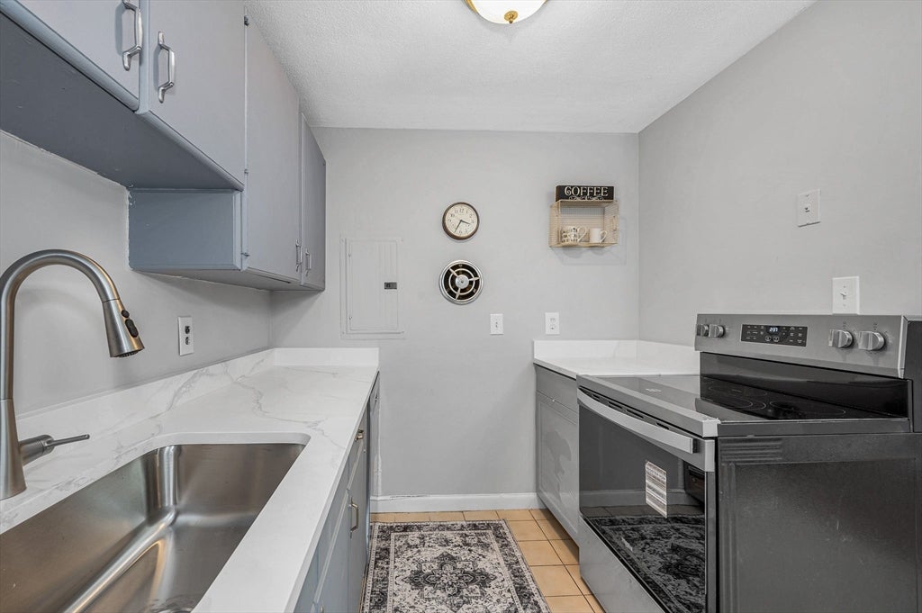 7 Glen Ave #7, Chelmsford, MA Photo #11