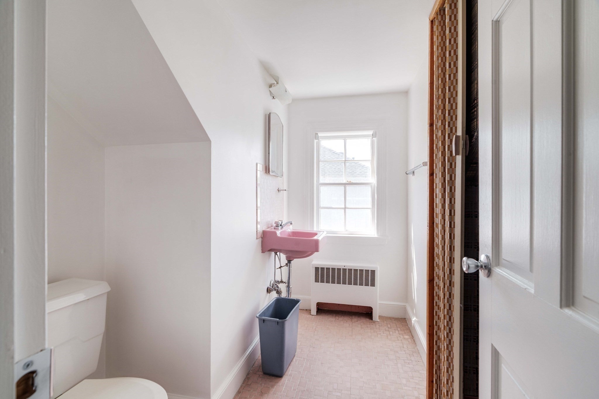 77 Jordan Rd, Brookline, MA, 77 Jordan Rd, Brookline, MA Photo #20
