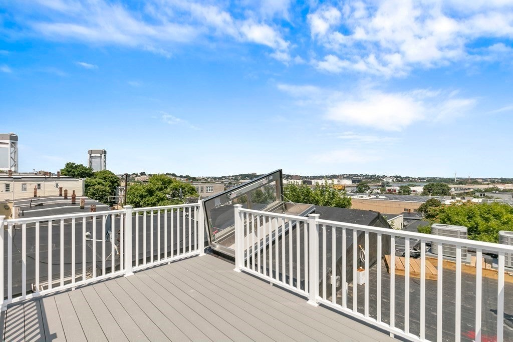 43 Wordsworth St #3, Boston, MA Photo #10
