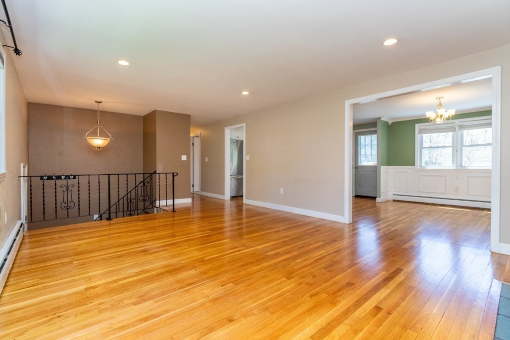 4 Clearview Dr