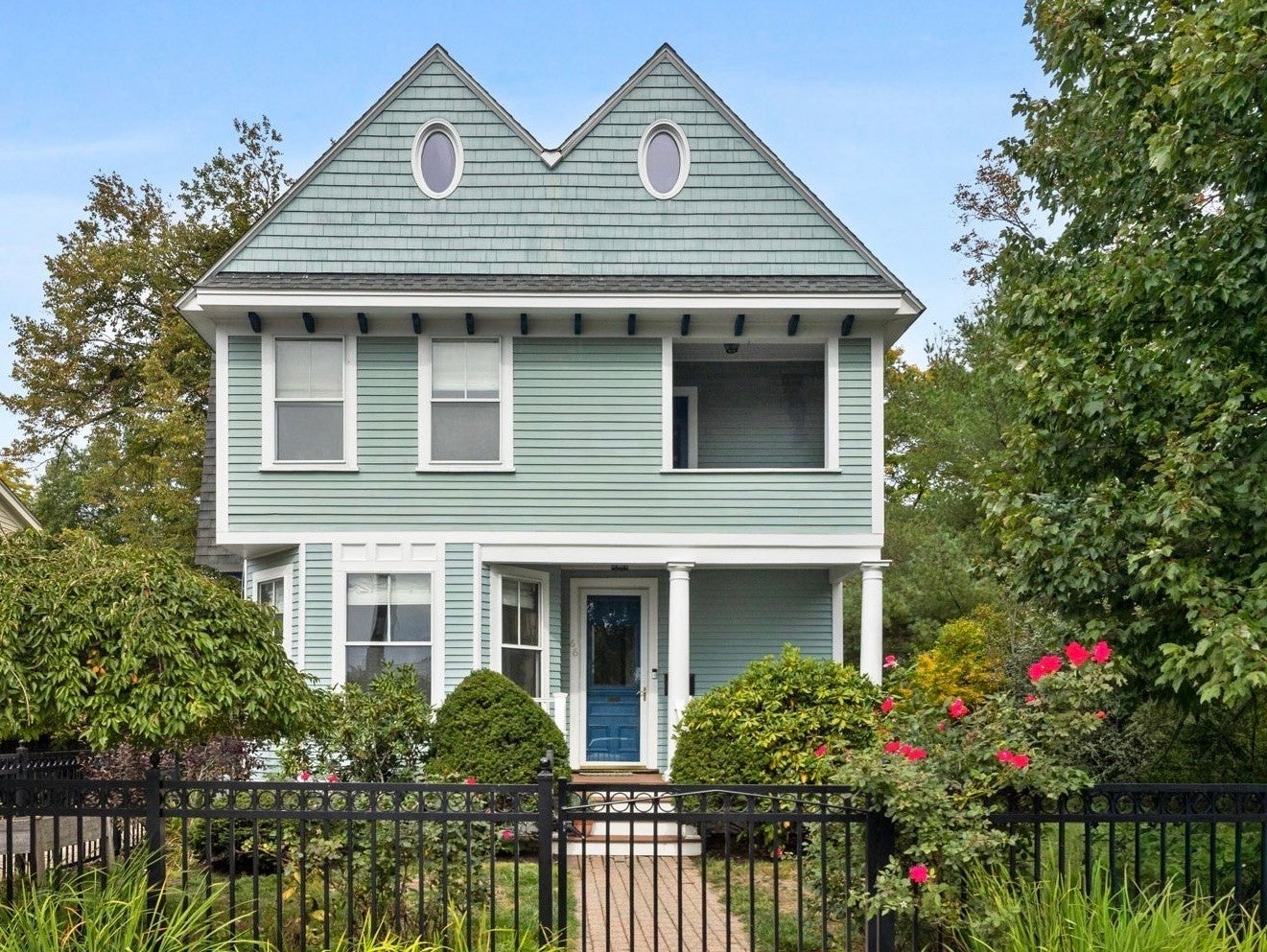 Photo of 66 Belknap St, Concord, MA