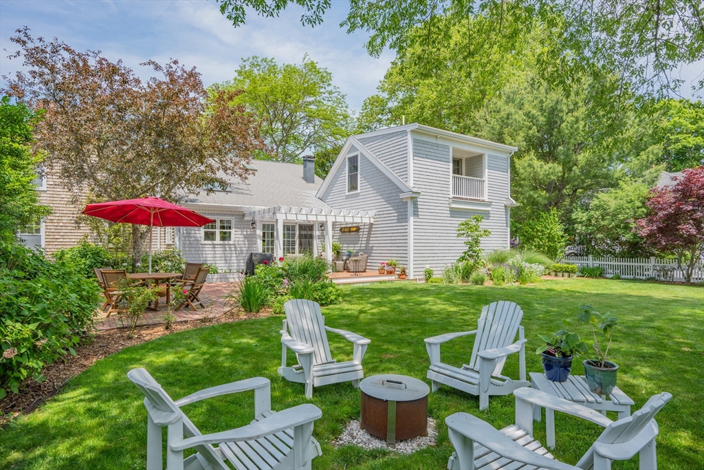5 Putnam Ave