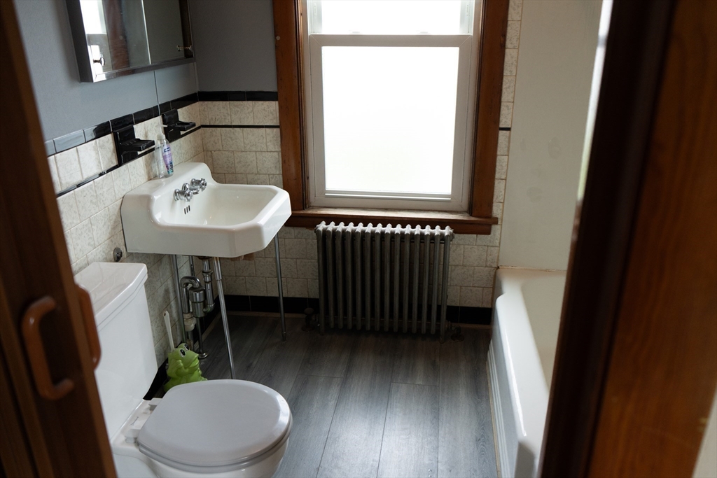 1264 Plymouth Avenue, Fall River, MA Photo #27