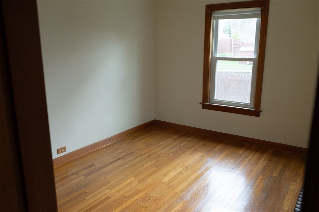 1264 Plymouth Avenue, Fall River, MA Photo #28