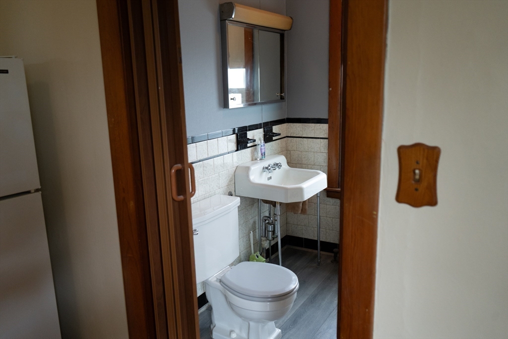 1264 Plymouth Avenue, Fall River, MA Photo #26
