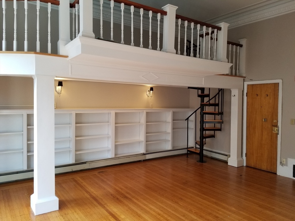 Photo of 26 Marlborough Street #4, Boston, MA