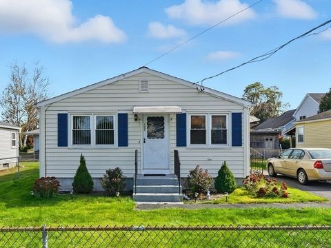 107 Glendale St Chicopee MA 01020