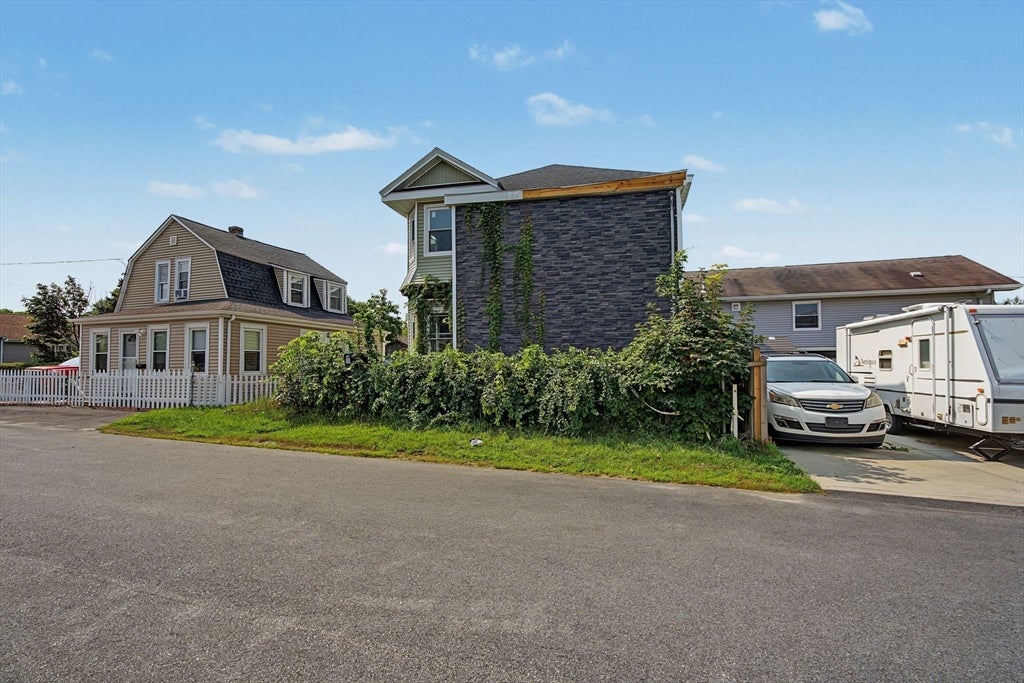 23 Bryan St, Fall River, MA, 23 Bryan St, Fall River, MA Photo #18