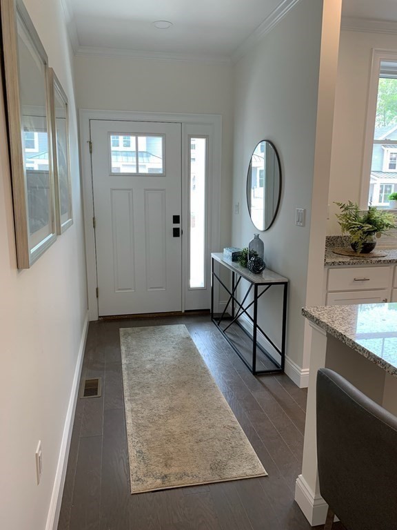 7 East Dexter Avenue 16