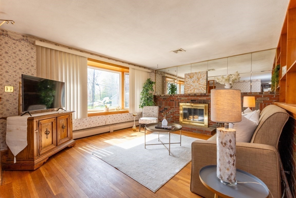 3 Wilhelmina Ave