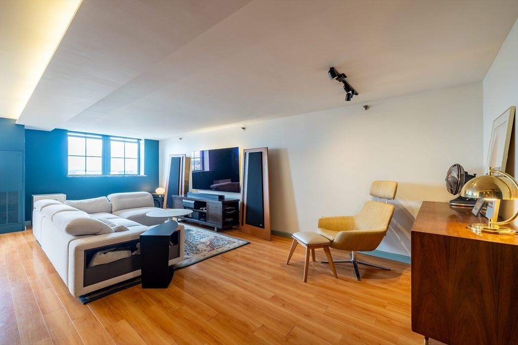 200 Market Street 607