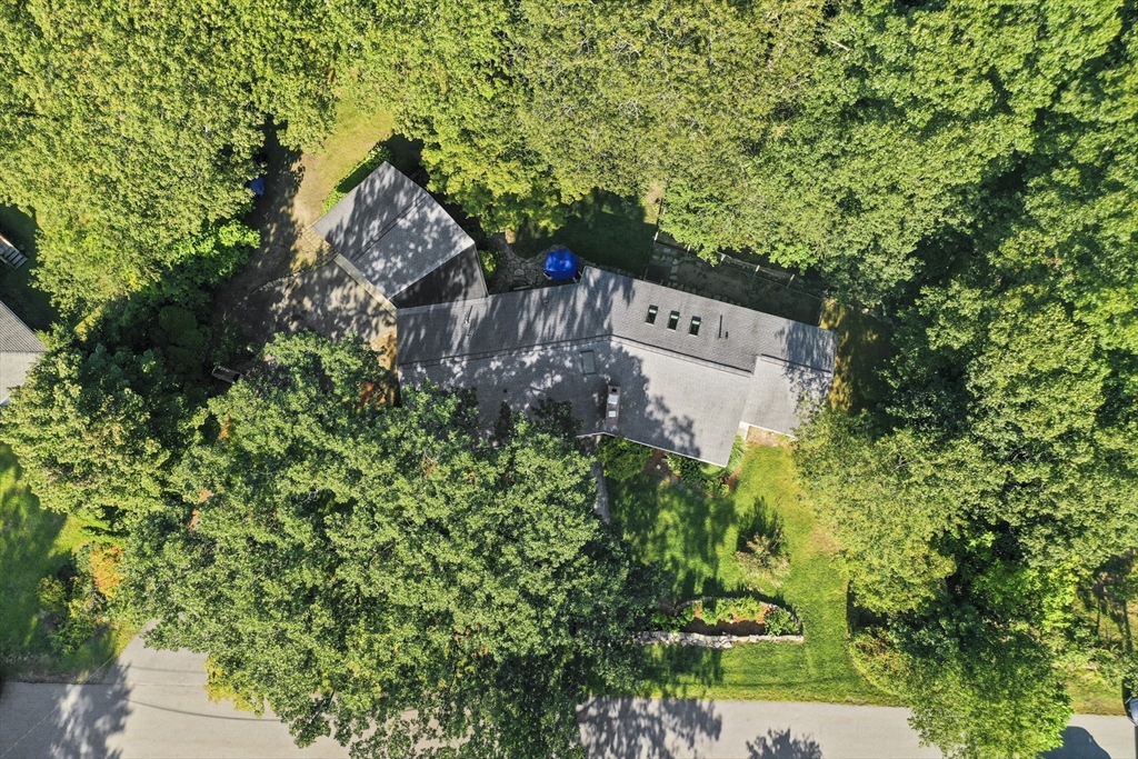 6 Folly Lane