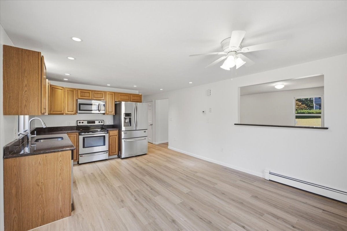 17 Flagstone Pl #17, Bridgewater, MA, 17 Flagstone Pl #17, Bridgewater, MA Photo #11