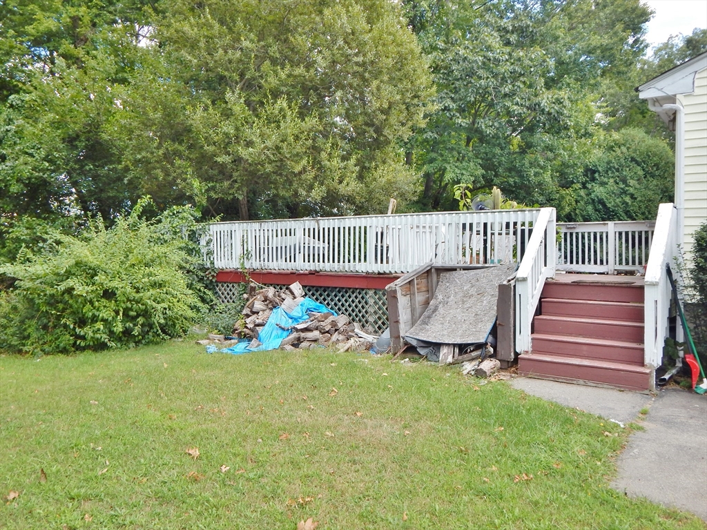 104 Crestfield Dr