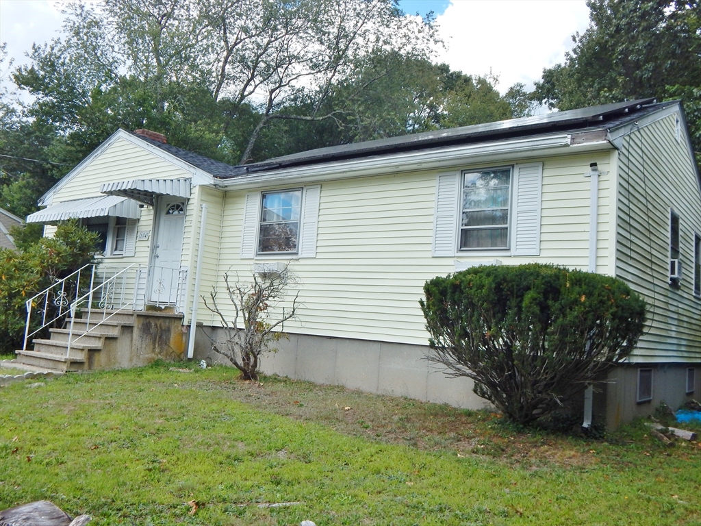 104 Crestfield Dr