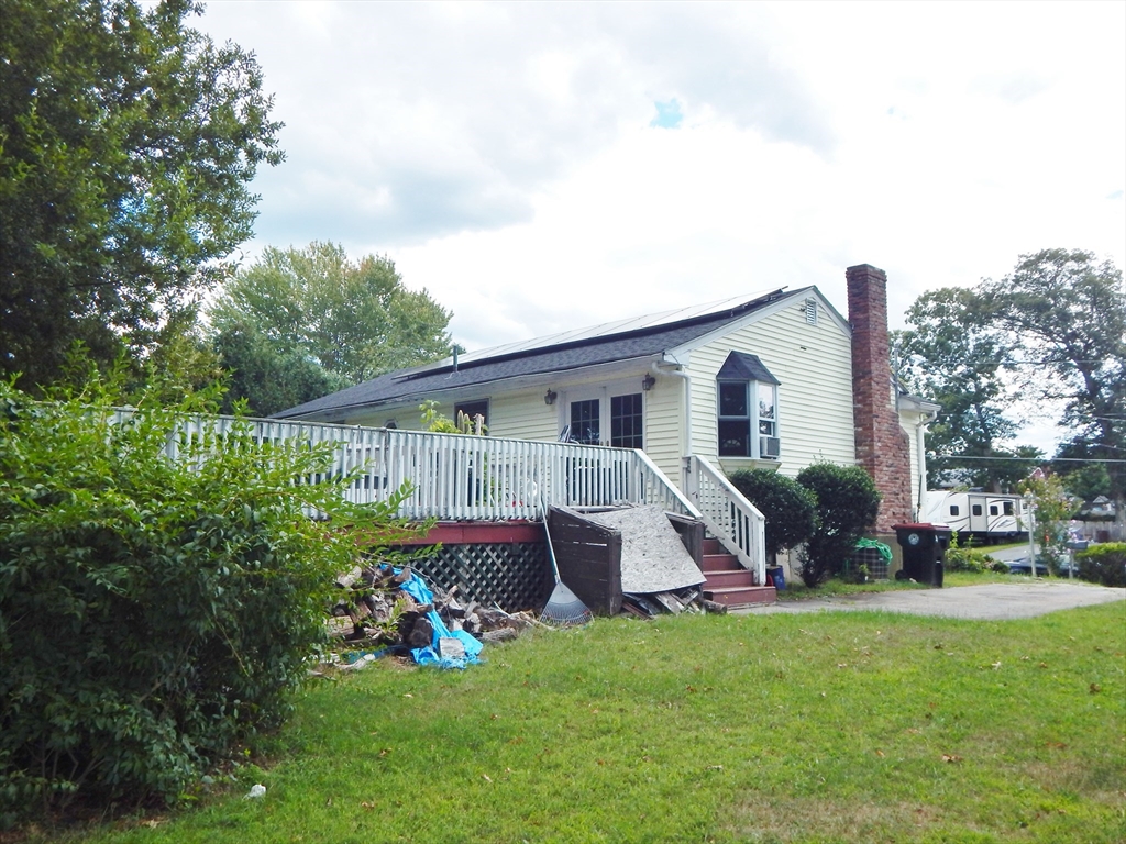 104 Crestfield Dr