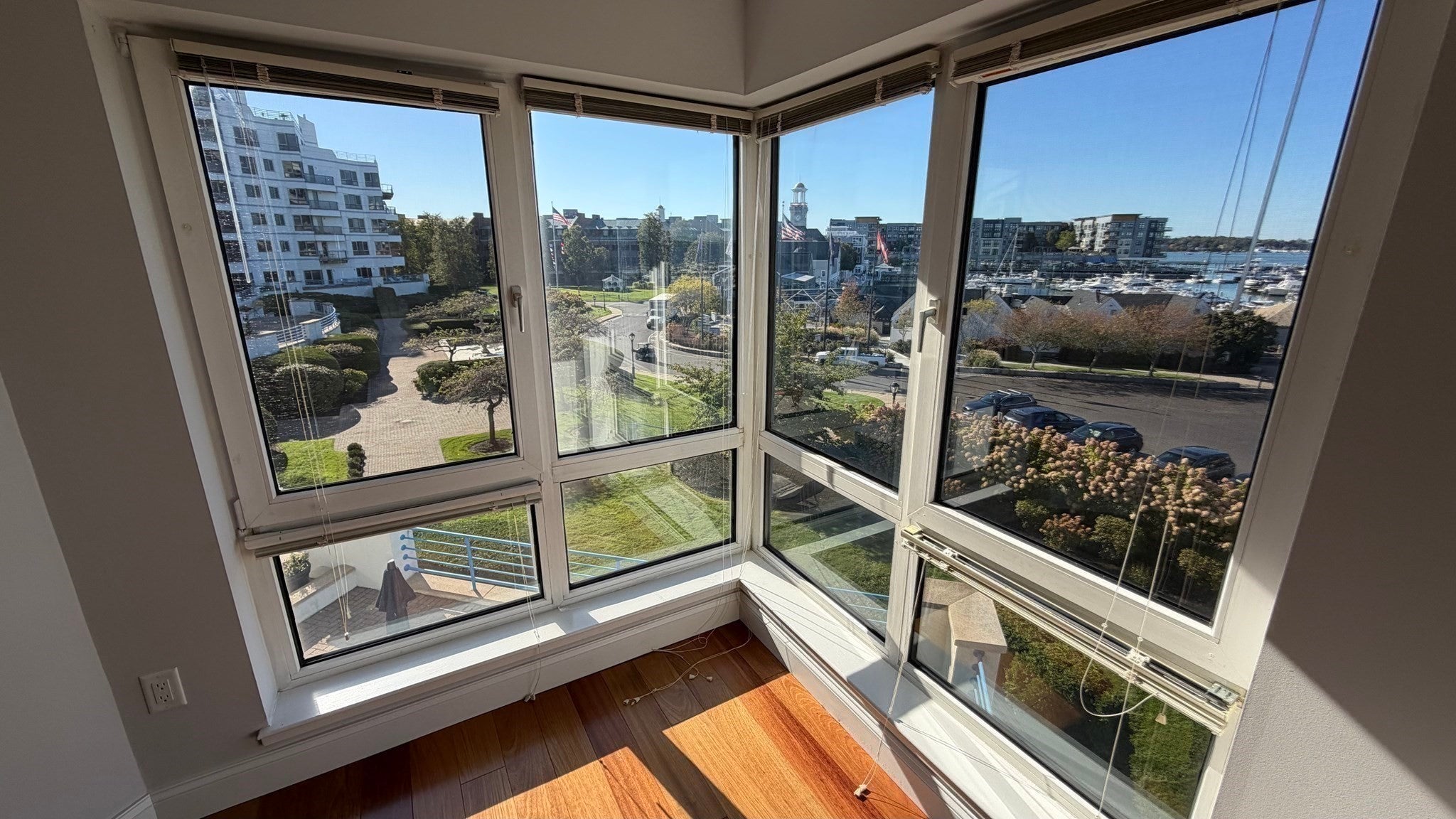 2001 Marina Dr 211, Quincy MA 02171